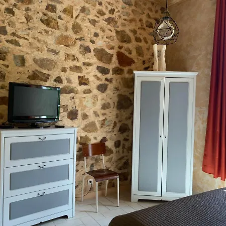 Le Chateau Des Anglades Feriehus *