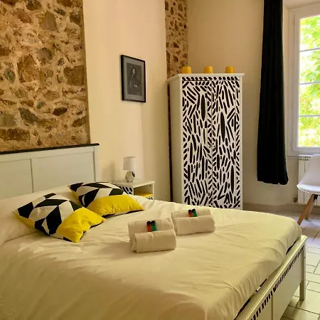 Le Chateau Des Anglades Feriehus *