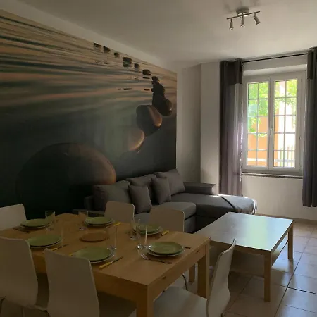 Le Chateau Des Anglades Feriehus *