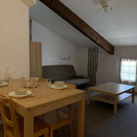 Le Chateau Des Anglades