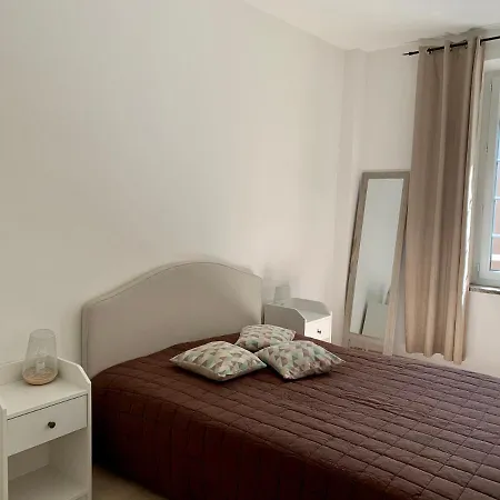 Le Chateau Des Anglades Feriehus Hyères