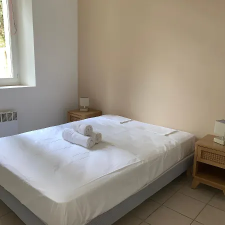 Le Chateau Des Anglades Feriehus *