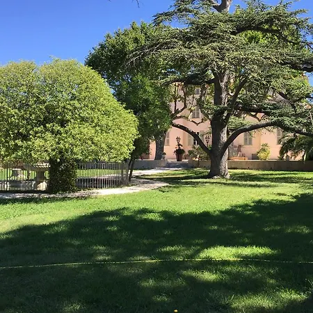 Le Chateau Des Anglades Feriehus Hyères