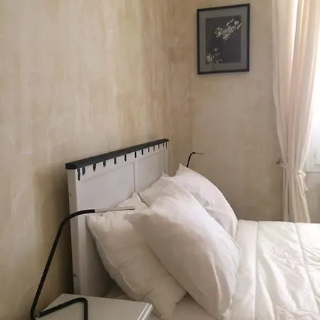 Vakantiehuis Le Chateau Des Anglades Hyères